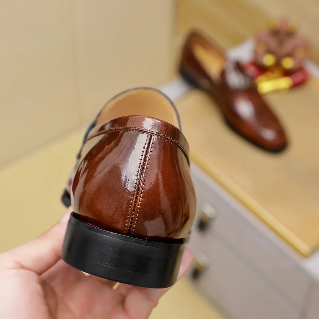 Men's shoes💰460🕷🕷[Ferragamo] Ferragamo's top men's business leather shoes💯Original copy of the official website, the upper is made of imported official website 1:1 material🍁Italian imported cowhide🇮🇹Imported cowhide lining. It’s definitely not made with ordinary craftsmanship, it’s the model used by celebrities! The factory’s craftsmanship is designed to create the most perfect shoes for trendy men! Colors available! Code number 38-44 (45.46 customized)......